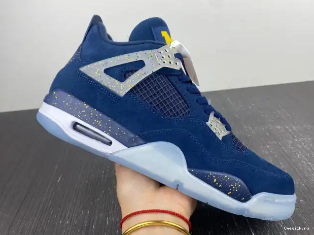 One Kick Retro 4 Jordan Michigan (PE) AJ4-1036660 Air 0526